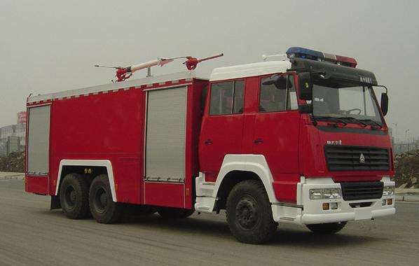 Foam-Dry Powder Fire Truck