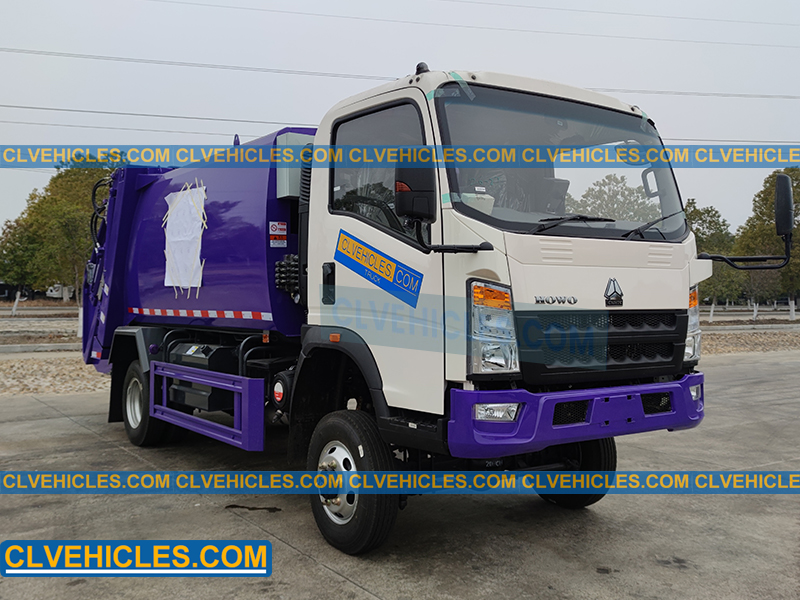 4x4 HOWO garbage truck