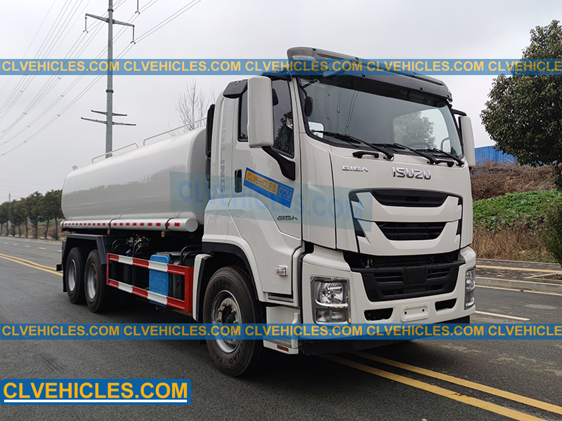 ISUZU water tank truck