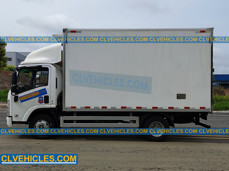 ISUZU Refrigerated truck