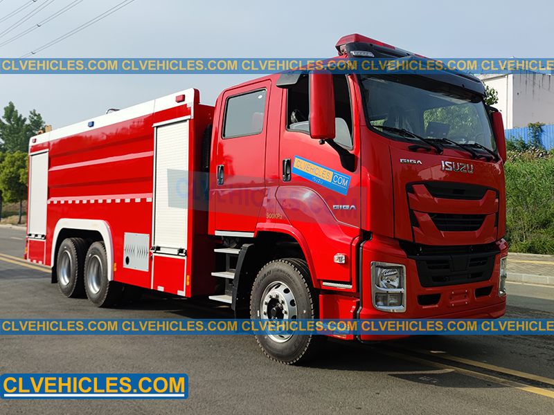 ISUZU fire fighting truck