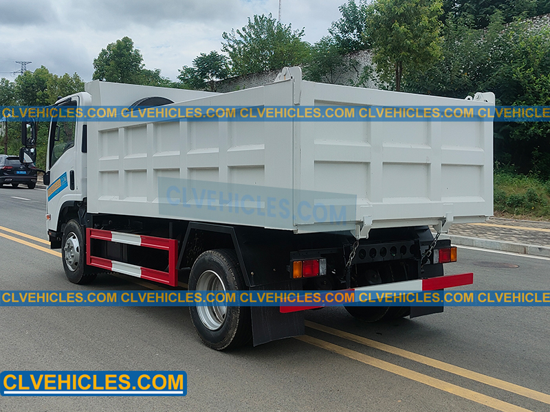 ISUZU garbage dump truck