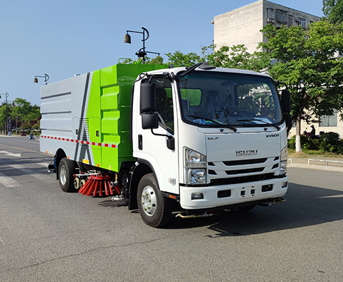 Una unidad de camiones barredores de carreteras de alta presión ISUZU KV600 se envía a Vietnam