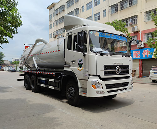 Una unidad de camión de succión de aguas residuales de 18CBM se envía a Tanzania