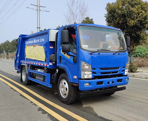 Un camión compactador de basura ISUZU ELF de 190 hp con volante a la derecha y capacidad de 10 m³ se enviará a Granada.