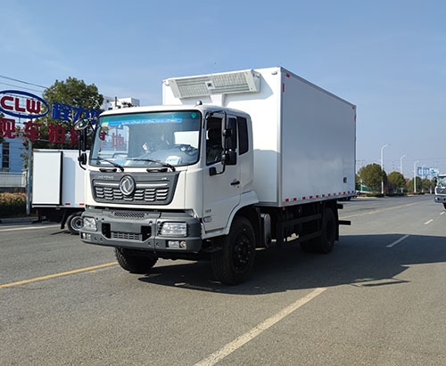 Nueve unidades de camiones frigoríficos se envían al Líbano
    
